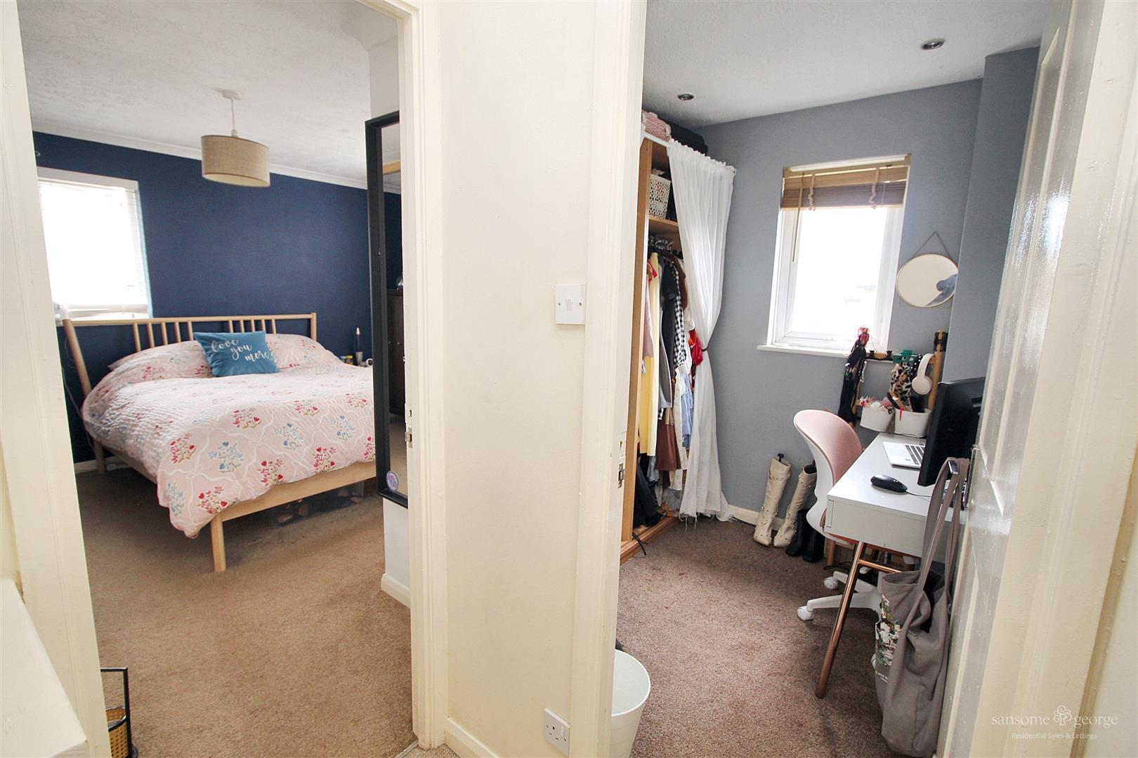 Porlock Place, Calcot, Reading